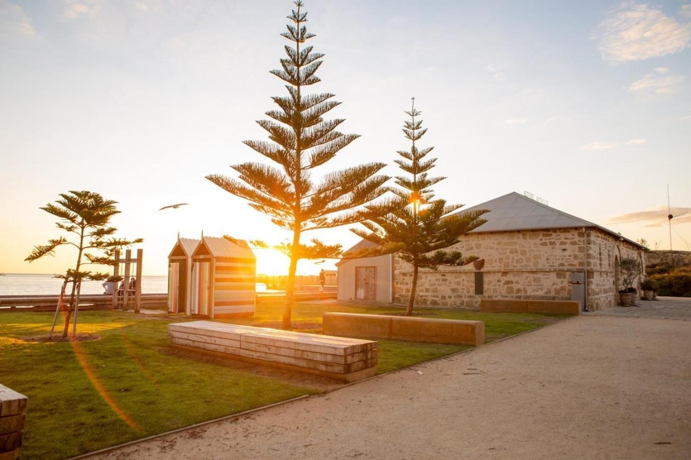 Sunnyridge Villa -Private Courtyard 5 Mins To Freo South Fremantle Bagian luar foto